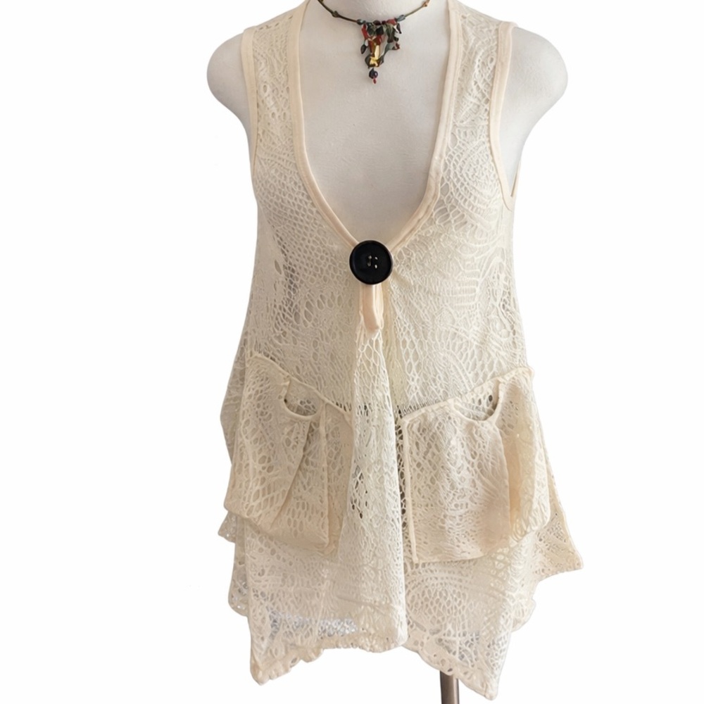 Cream Lace Top size Large Boho Hippie